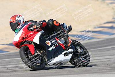 media/Dec-01-2025-Moto Forza (Mon) [[2daa91e15f]]/2-Intermediate Group/Session 2 (Turns 9 and 10)/